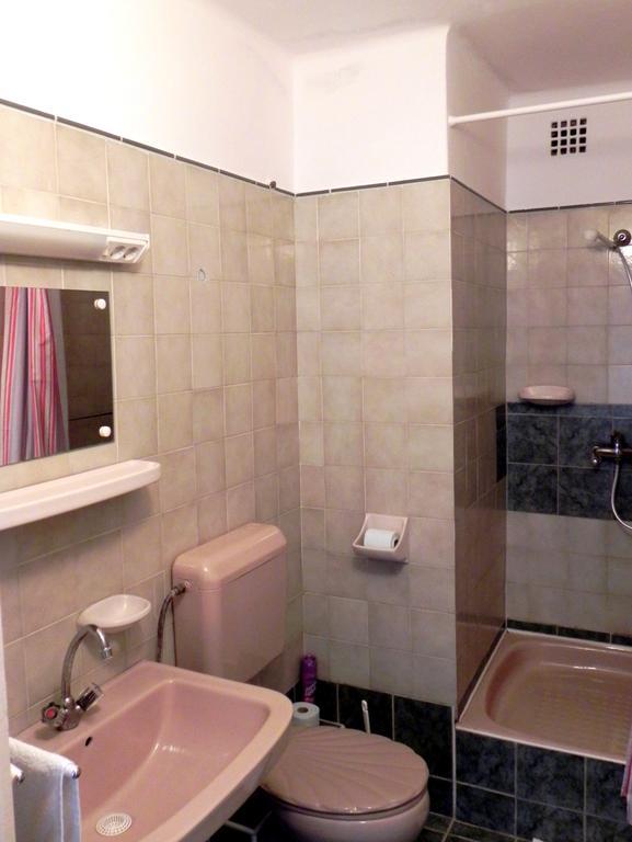 Monika Panzio Hotel Tata Buitenkant foto