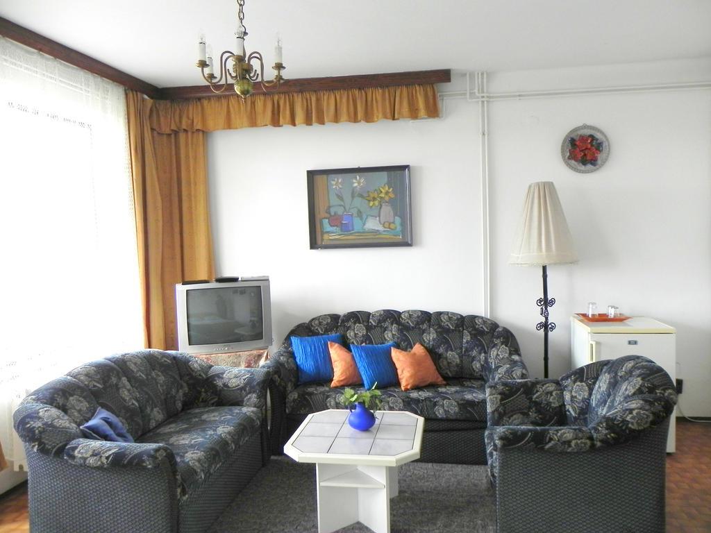 Monika Panzio Hotel Tata Buitenkant foto