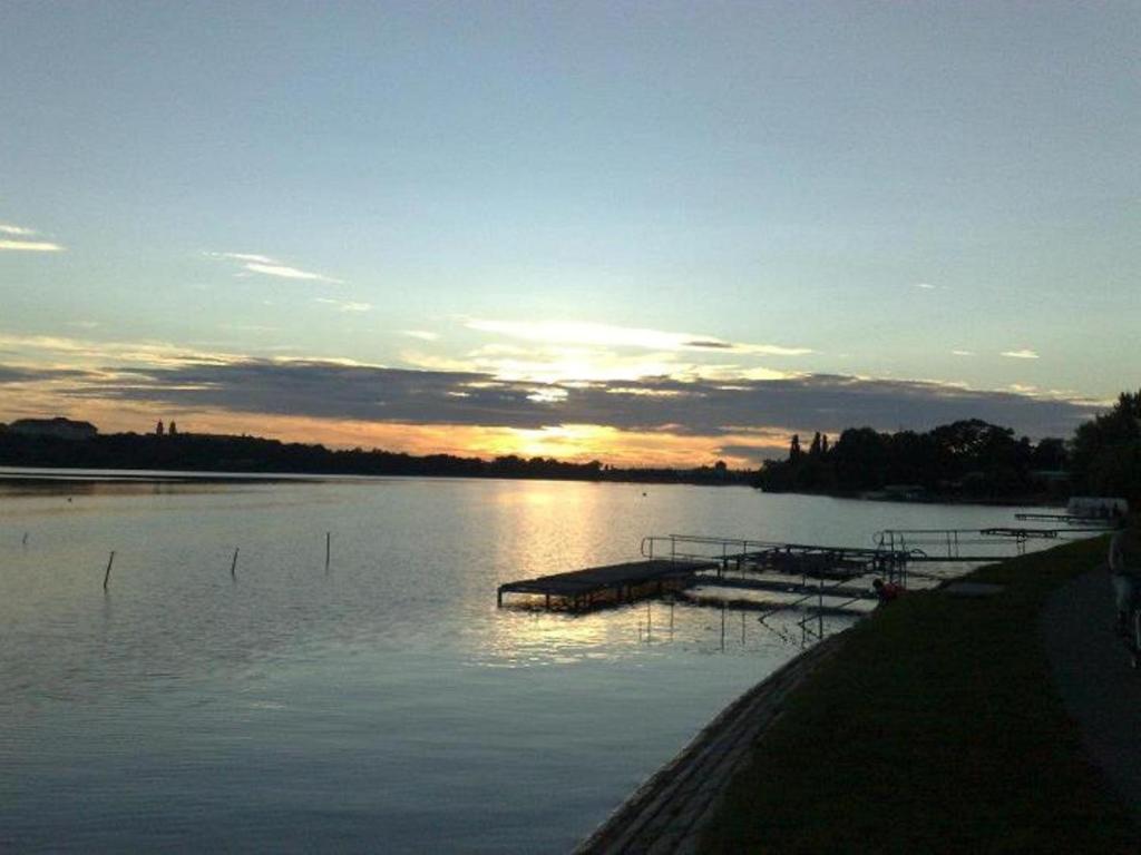 Monika Panzio Hotel Tata Buitenkant foto